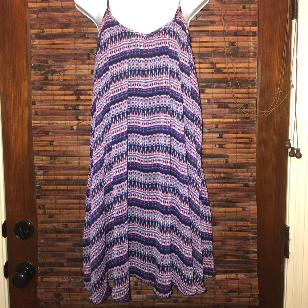 EXPRESS flouncy shift dress!